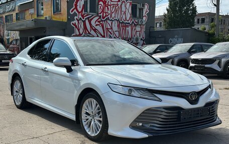 Toyota Camry, 2019 год, 3 250 000 рублей, 2 фотография