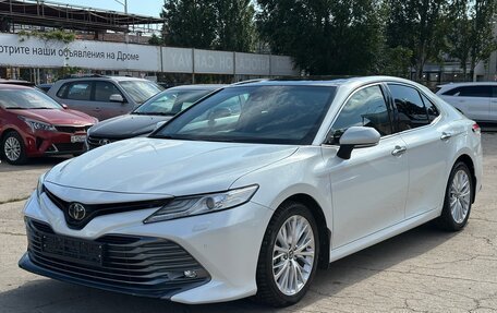 Toyota Camry, 2019 год, 3 250 000 рублей, 4 фотография