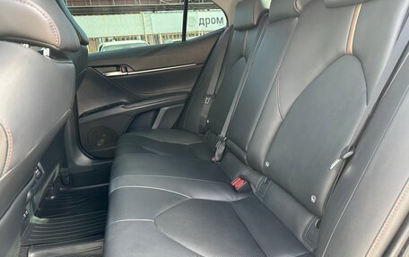 Toyota Camry, 2019 год, 3 250 000 рублей, 18 фотография