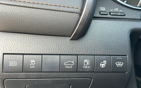 Toyota Camry, 2019 год, 3 250 000 рублей, 14 фотография