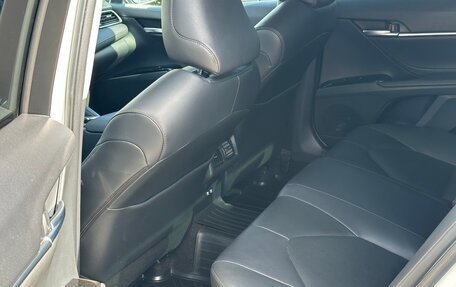 Toyota Camry, 2019 год, 3 250 000 рублей, 17 фотография