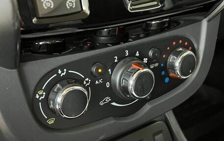 Renault Duster I рестайлинг, 2017 год, 1 320 000 рублей, 13 фотография