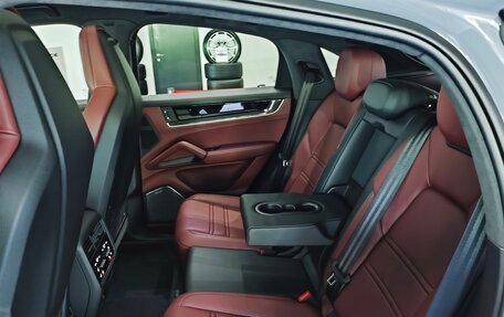 Porsche Cayenne III, 2026 год, 22 940 000 рублей, 17 фотография
