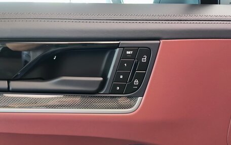 Porsche Cayenne III, 2026 год, 22 940 000 рублей, 26 фотография