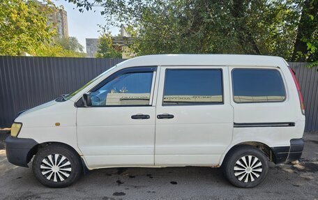 Toyota Town Ace III, 1998 год, 380 000 рублей, 3 фотография