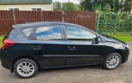 Toyota Auris II, 2013 год, 820 000 рублей, 5 фотография