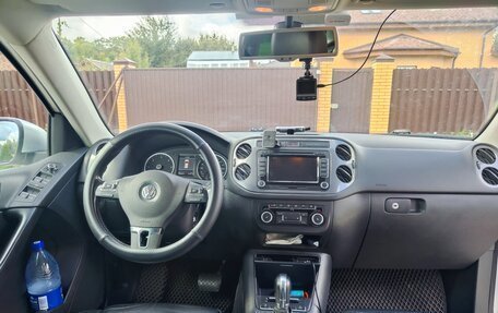 Volkswagen Tiguan I, 2011 год, 976 000 рублей, 7 фотография