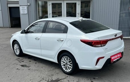 KIA Rio IV, 2017 год, 1 335 000 рублей, 2 фотография