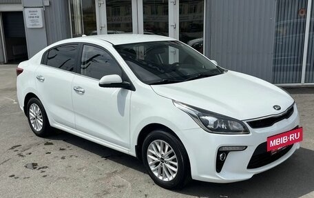 KIA Rio IV, 2017 год, 1 335 000 рублей, 6 фотография