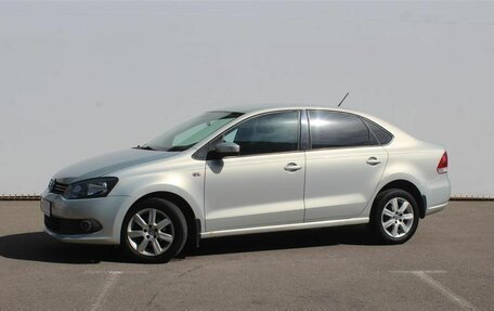 Volkswagen Polo VI (EU Market), 2013 год, 820 000 рублей, 1 фотография