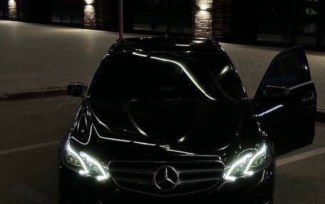 Mercedes-Benz E-Класс, 2013 год, 1 975 000 рублей, 2 фотография