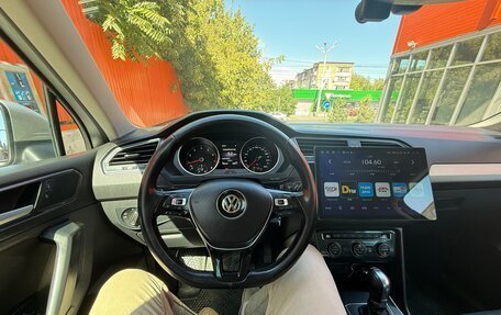 Volkswagen Tiguan II, 2017 год, 2 500 000 рублей, 2 фотография