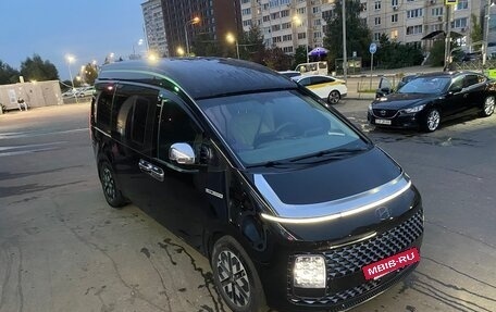 Hyundai Staria, 2022 год, 6 400 000 рублей, 6 фотография