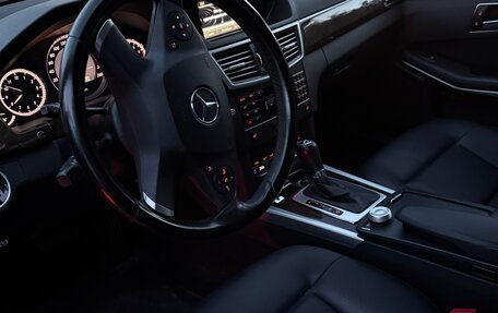 Mercedes-Benz E-Класс, 2010 год, 1 600 000 рублей, 4 фотография