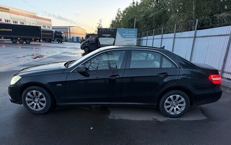 Mercedes-Benz E-Класс, 2010 год, 1 600 000 рублей, 3 фотография