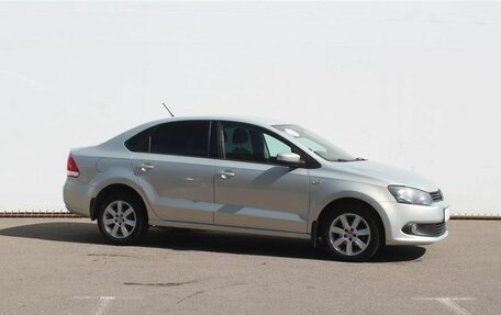 Volkswagen Polo VI (EU Market), 2013 год, 820 000 рублей, 3 фотография