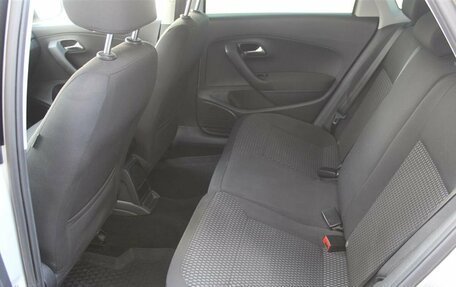 Volkswagen Polo VI (EU Market), 2013 год, 820 000 рублей, 18 фотография