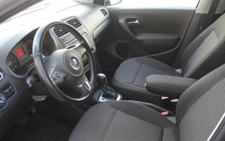 Volkswagen Polo VI (EU Market), 2013 год, 820 000 рублей, 17 фотография