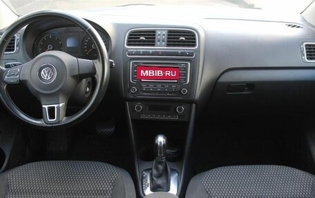 Volkswagen Polo VI (EU Market), 2013 год, 820 000 рублей, 15 фотография