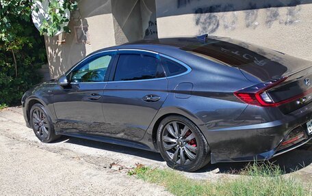 Hyundai Sonata VIII, 2020 год, 2 500 000 рублей, 3 фотография