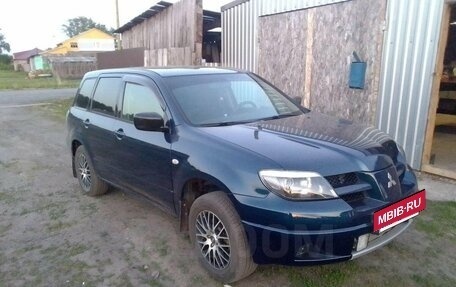 Mitsubishi Outlander III рестайлинг 3, 2004 год, 550 000 рублей, 2 фотография