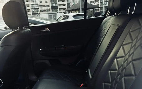 KIA Sportage IV рестайлинг, 2018 год, 2 500 000 рублей, 3 фотография