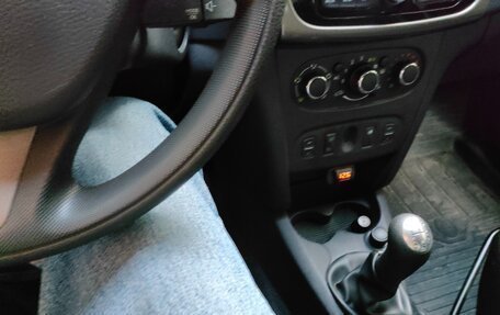 Renault Logan II, 2014 год, 550 000 рублей, 7 фотография