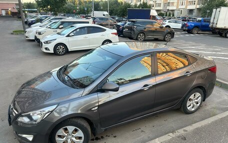 Hyundai Solaris II рестайлинг, 2014 год, 850 000 рублей, 2 фотография