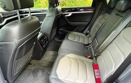 Volkswagen Touareg III, 2021 год, 5 100 000 рублей, 3 фотография
