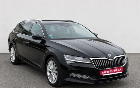 Skoda Superb III рестайлинг, 2023 год, 3 833 026 рублей, 5 фотография