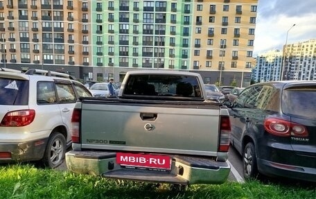 Nissan NP300, 2013 год, 1 300 000 рублей, 4 фотография