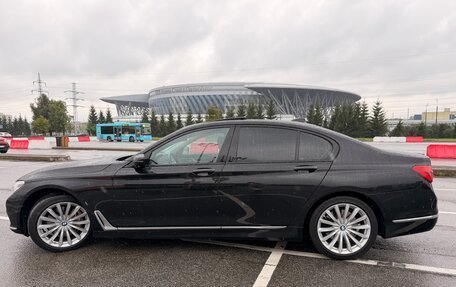 BMW 7 серия, 2018 год, 3 200 000 рублей, 3 фотография