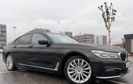 BMW 7 серия, 2018 год, 3 200 000 рублей, 8 фотография