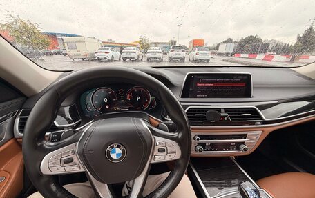 BMW 7 серия, 2018 год, 3 200 000 рублей, 18 фотография