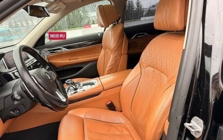 BMW 7 серия, 2018 год, 3 200 000 рублей, 16 фотография