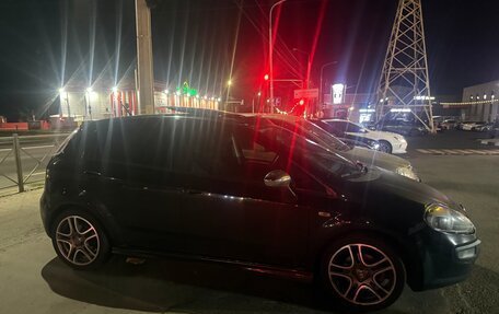 Fiat Punto III Punto Evo рестайлинг, 2010 год, 1 000 000 рублей, 2 фотография