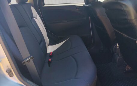 Mitsubishi Colt VI рестайлинг, 2004 год, 495 000 рублей, 14 фотография