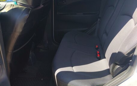 Mitsubishi Colt VI рестайлинг, 2004 год, 495 000 рублей, 15 фотография