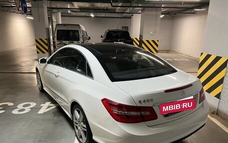 Mercedes-Benz E-Класс, 2012 год, 2 100 000 рублей, 2 фотография
