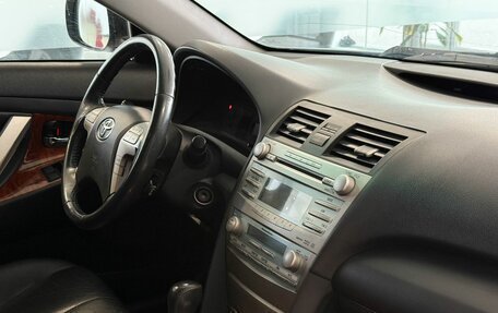 Toyota Camry, 2008 год, 977 000 рублей, 9 фотография