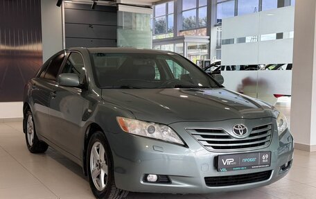 Toyota Camry, 2008 год, 977 000 рублей, 3 фотография