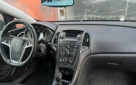 Opel Astra J, 2012 год, 600 000 рублей, 3 фотография