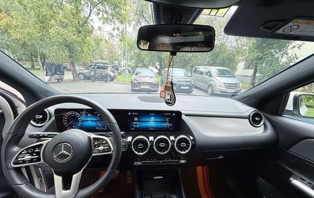 Mercedes-Benz GLA, 2021 год, 3 690 000 рублей, 12 фотография