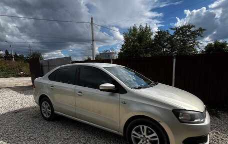 Volkswagen Polo VI (EU Market), 2011 год, 545 000 рублей, 1 фотография