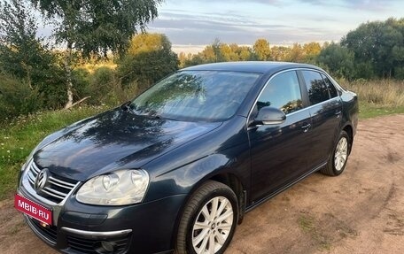Volkswagen Jetta VI, 2008 год, 630 000 рублей, 1 фотография