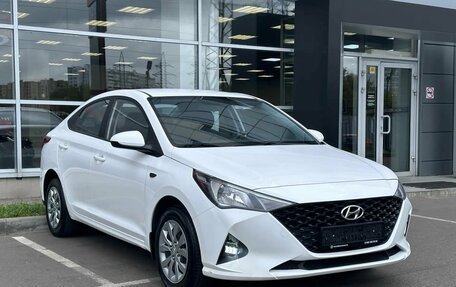 Hyundai Solaris II рестайлинг, 2022 год, 1 550 000 рублей, 1 фотография