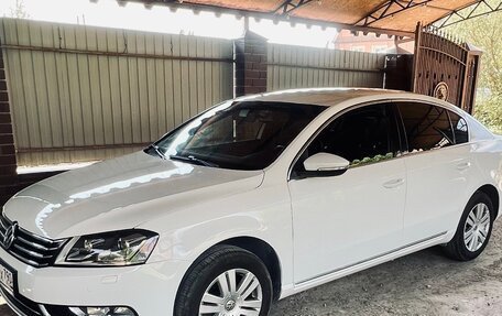 Volkswagen Passat B7, 2012 год, 900 000 рублей, 2 фотография