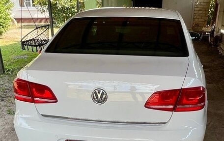 Volkswagen Passat B7, 2012 год, 900 000 рублей, 4 фотография