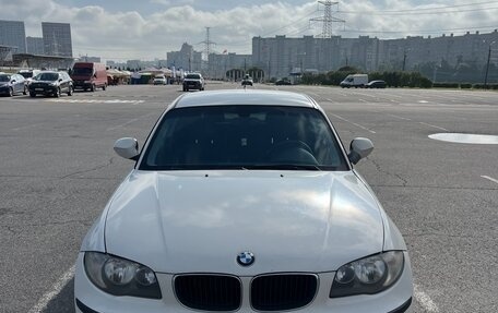 BMW 1 серия, 2010 год, 780 000 рублей, 2 фотография