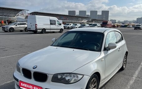 BMW 1 серия, 2010 год, 780 000 рублей, 3 фотография